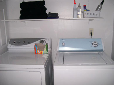 utah ski condo Laundry